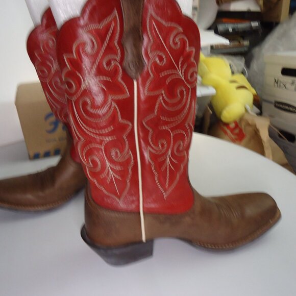 Ariat Womens Square Toe Western Cowboy Boots Sz 7B Red/Brown Pull On - Picture 4 of 11